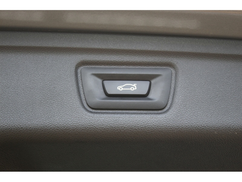 Used BMW 3 Series 2023 for sale - 76185815: Photo 40