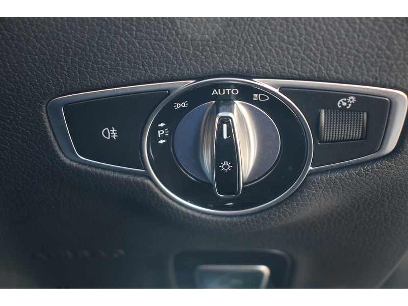 Used Mercedes-Benz E Class 2020 for sale - 78012729: Photo 37