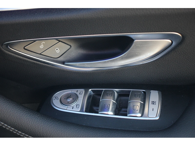 Used Mercedes-Benz E Class 2020 for sale - 78012729: Photo 39