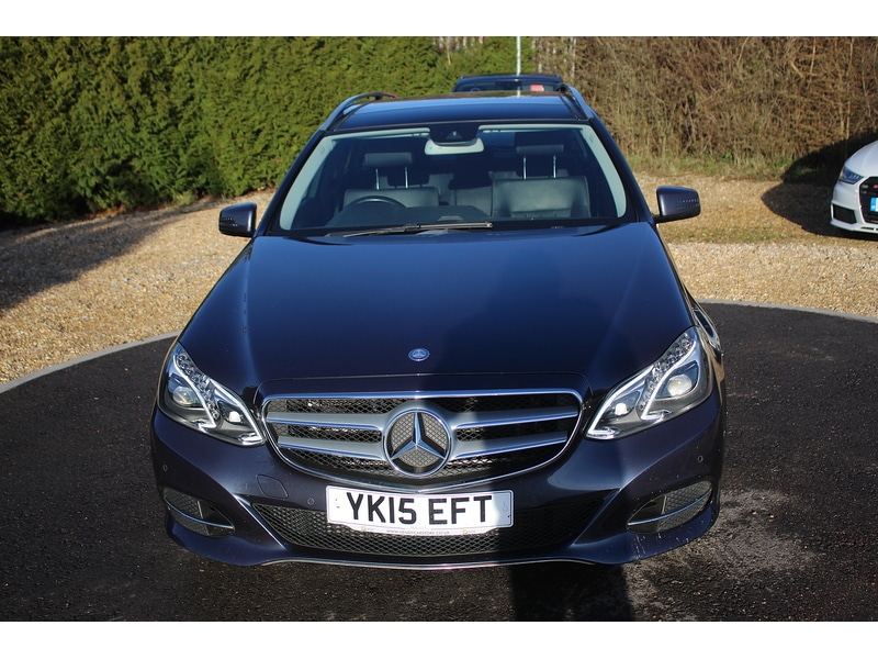 Used Mercedes-Benz E Class for sale - 77104559: Photo 3