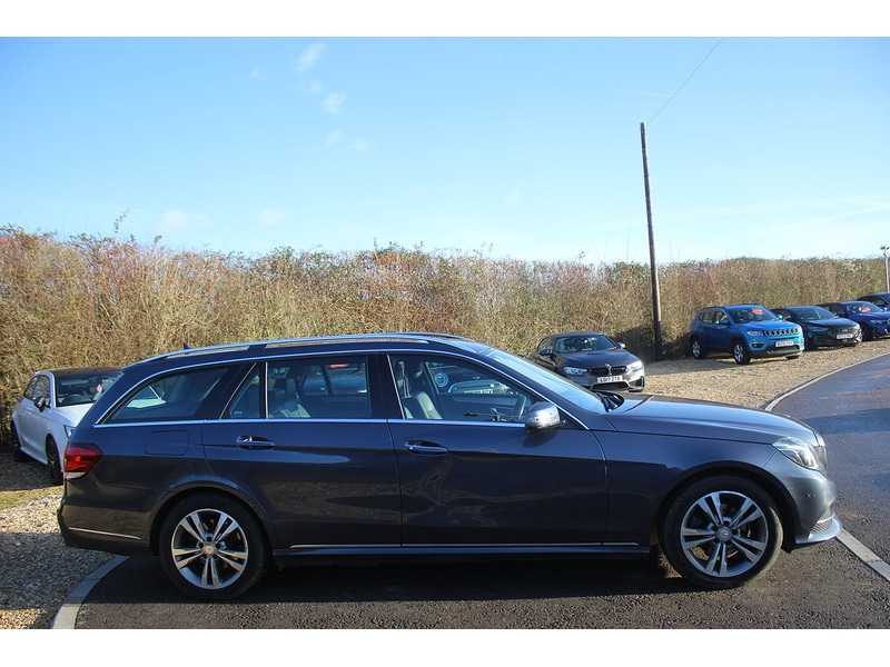 Used Mercedes-Benz E Class for sale - 77104559: Photo 6