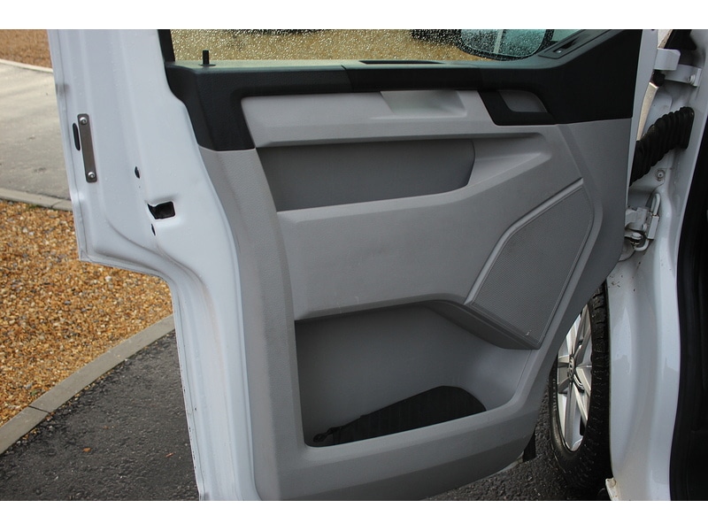 Used Volkswagen Transporter 2016 for sale - 76845878: Photo 15