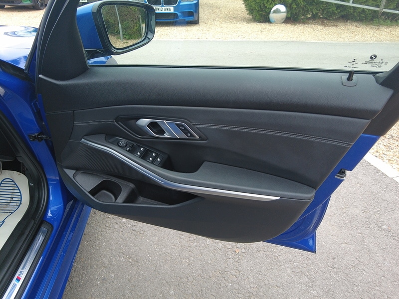 Used BMW 3 Series 2020 for sale - 77990100: Photo 30