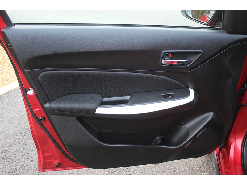 Used Suzuki Swift 2019 for sale - 76821331: Photo 26