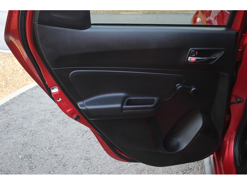 Used Suzuki Swift 2019 for sale - 76821331: Photo 27