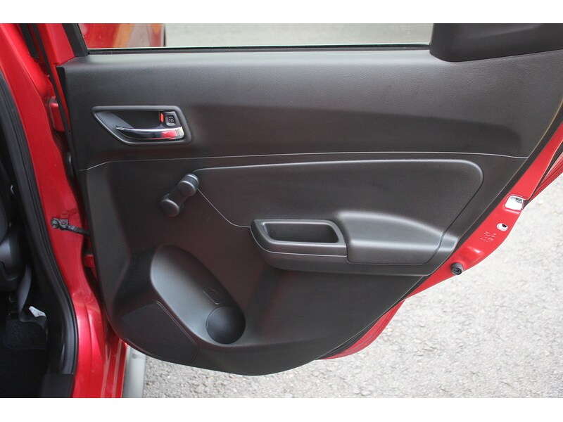 Used Suzuki Swift 2019 for sale - 76821331: Photo 28