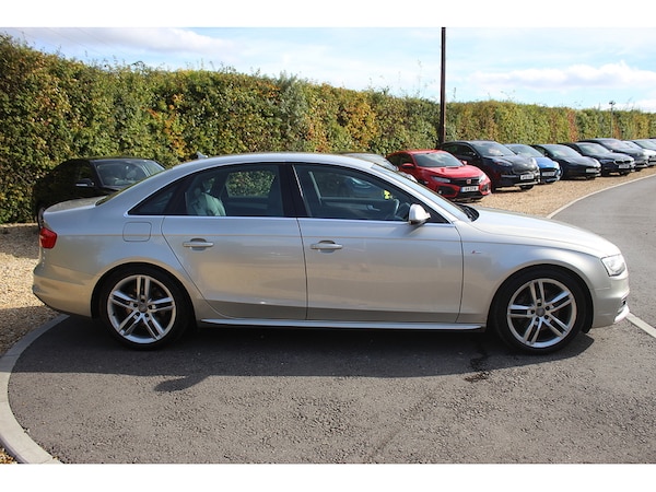 Used Audi A4 2013 for sale - 76219794: Photo 4