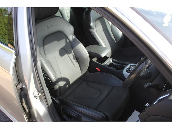 Used Audi A4 2013 for sale - 76219794: Photo 9