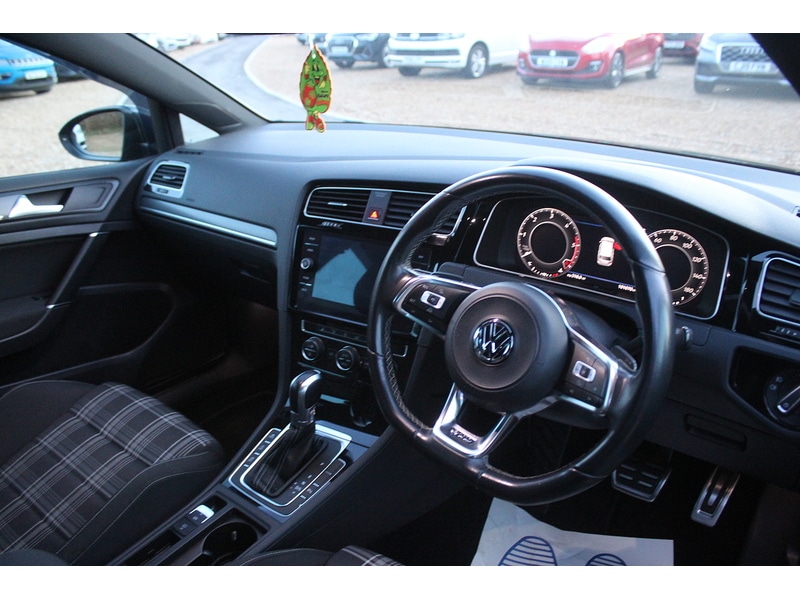 Used Volkswagen Golf 2018 for sale - 77159053: Photo 13