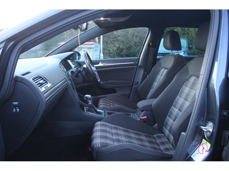 Used Volkswagen Golf 2018 for sale - 77159053: Photo 16