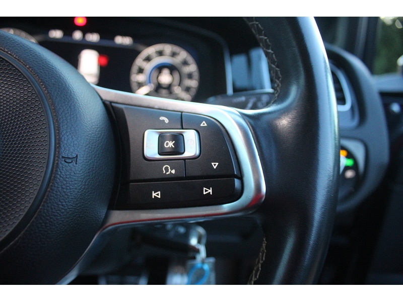 Used Volkswagen Golf 2018 for sale - 77159053: Photo 28