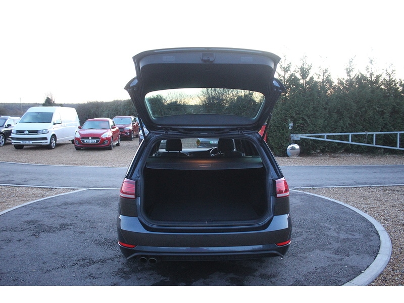 Used Volkswagen Golf 2018 for sale - 77159053: Photo 34