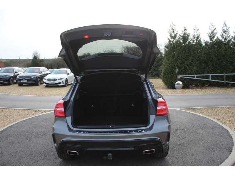 Used Mercedes-Benz GLA 2016 for sale - 77591372: Photo 35