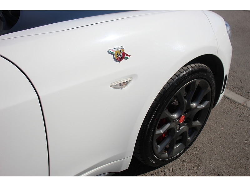 Used Abarth 124 Spider 2016 for sale - 79444142: Photo 39
