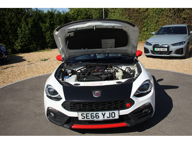 Used Abarth 124 Spider 2016 for sale - 79444142: Photo 40
