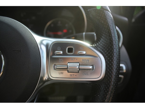 Used Mercedes-Benz C-Class 2018 for sale - 76128044: Photo 31