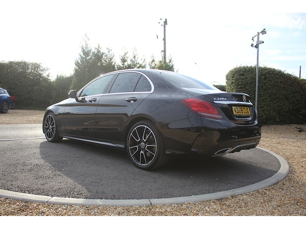 Used Mercedes-Benz C-Class 2018 for sale - 76128044: Photo 9