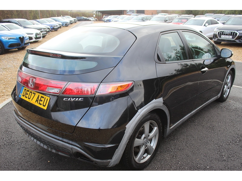 Used Honda Civic 2007 for sale - 76612619: Photo 10