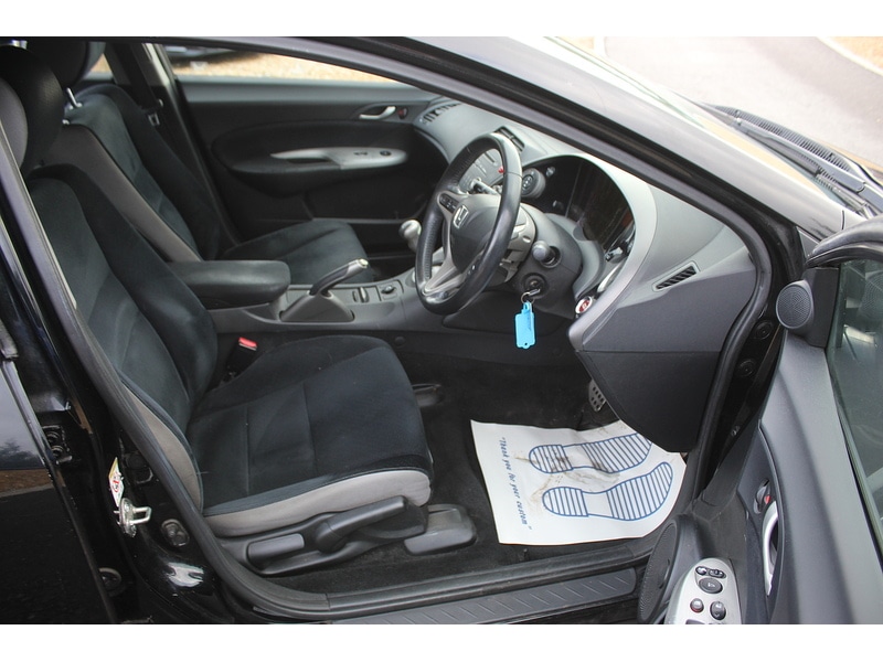 Used Honda Civic 2007 for sale - 76612619: Photo 13