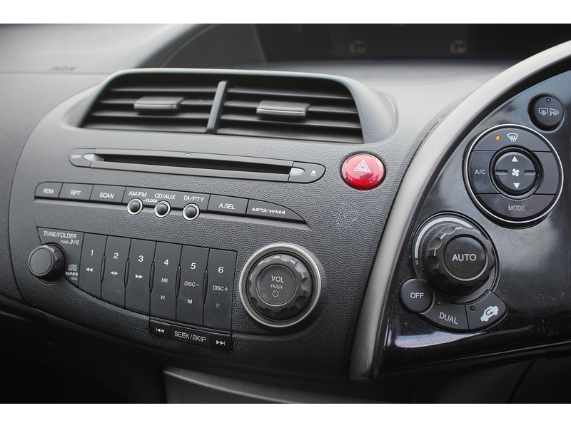 Used Honda Civic 2007 for sale - 76612619: Photo 28