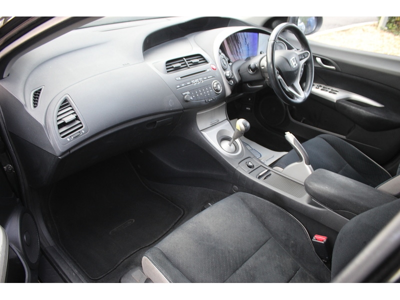 Used Honda Civic 2007 for sale - 76612619: Photo 30