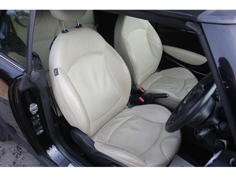 Used MINI Convertible 2013 for sale - 77543597: Photo 8