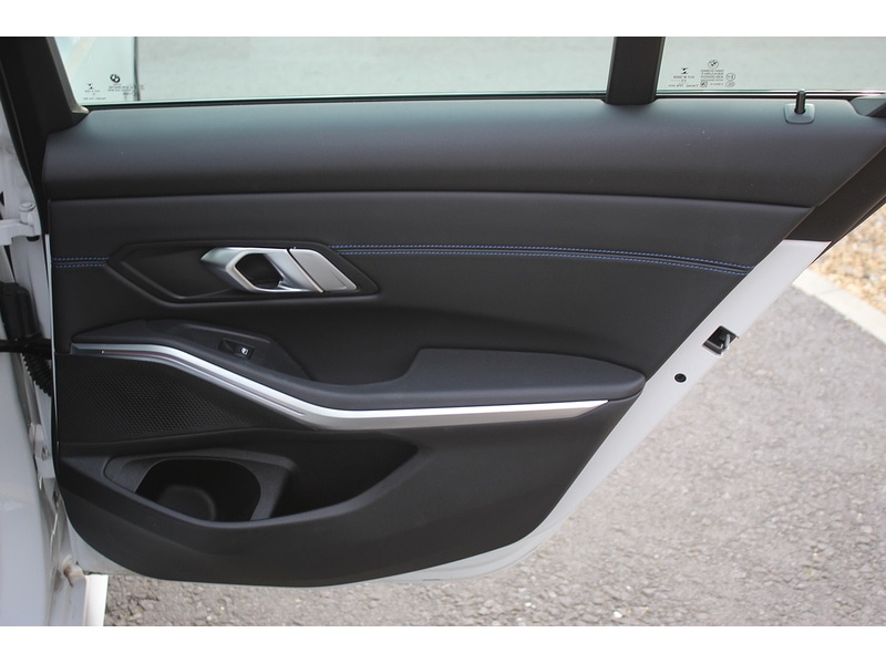 Used BMW 3 Series 2023 for sale - 77974492: Photo 35