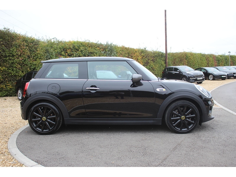 Used MINI Electric Hatch 2020 for sale - 76210944: Photo 12