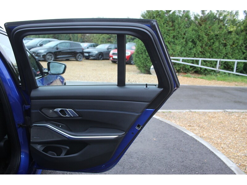 Used BMW 3 Series 2022 for sale - 76323798: Photo 37