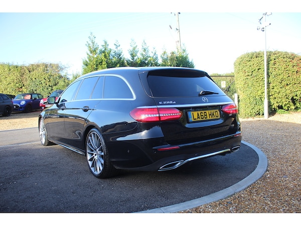 Used Mercedes-Benz E-Class for sale - 76171070: Photo 9