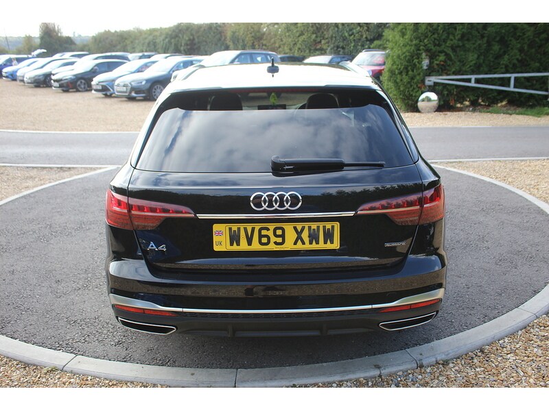 Used Audi A4 Avant 2019 for sale - 76206696: Photo 10