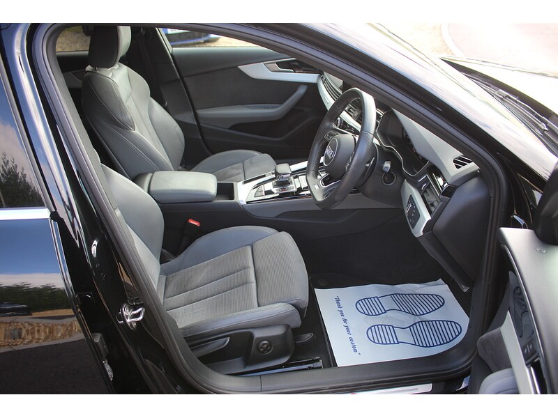 Used Audi A4 Avant 2019 for sale - 76206696: Photo 16