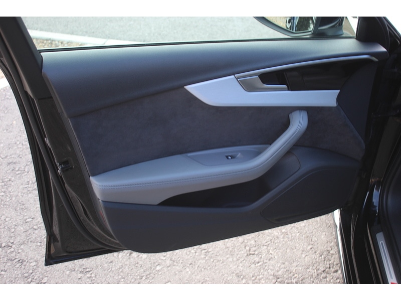 Used Audi A4 Avant 2019 for sale - 76206696: Photo 21