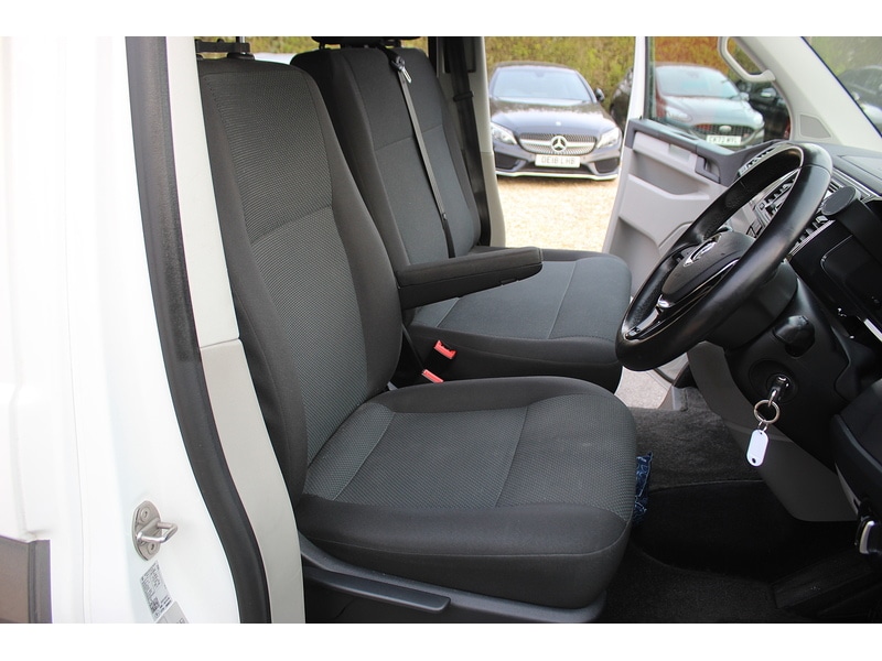 Used Volkswagen Transporter 2018 for sale - 77984909: Photo 15