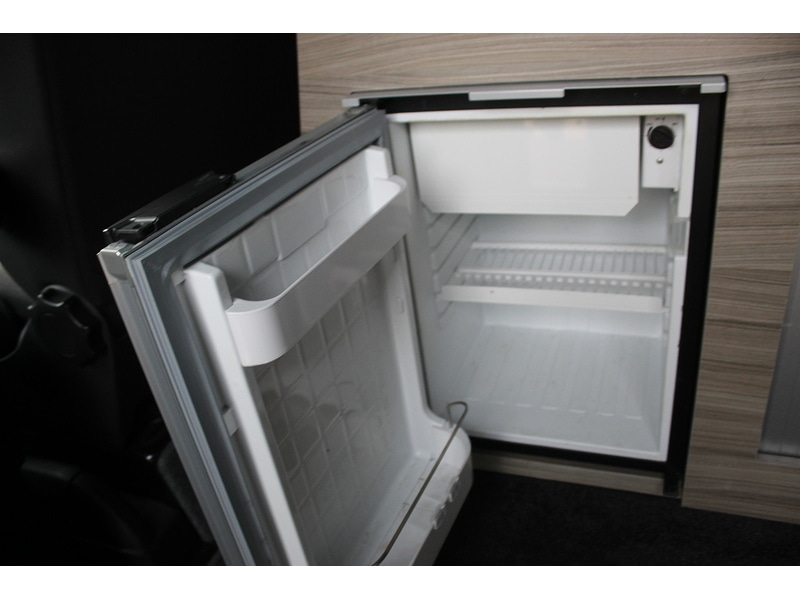 Used Volkswagen Transporter 2018 for sale - 77984909: Photo 20