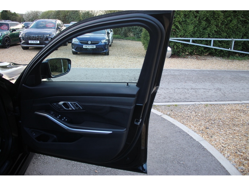 Used BMW 3 Series 2020 for sale - 78045109: Photo 43