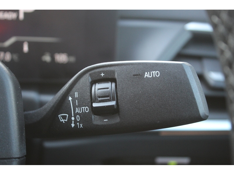 Used BMW i4 2022 for sale - 77034296: Photo 28