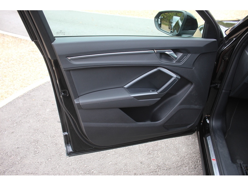 Used Audi Q3 2020 for sale - 76218483: Photo 19