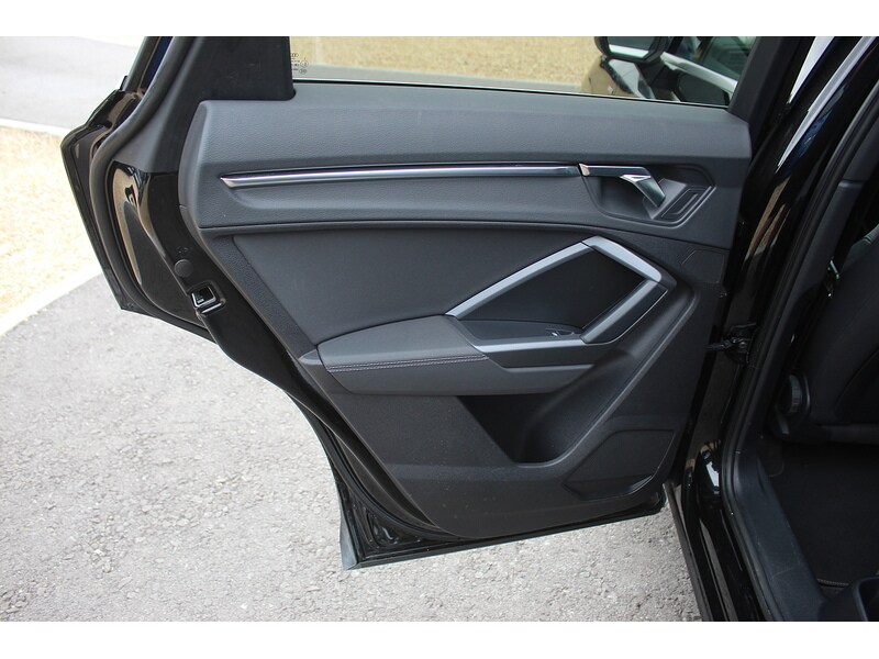 Used Audi Q3 2020 for sale - 76218483: Photo 20