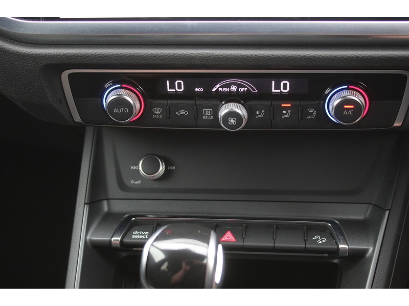 Used Audi Q3 2020 for sale - 76218483: Photo 34