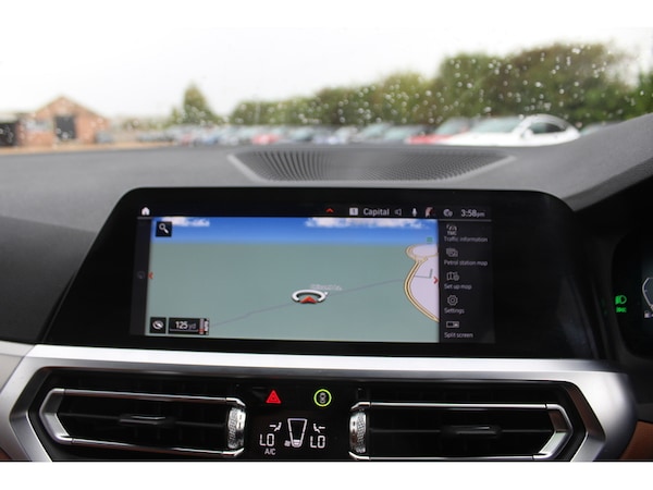 Used BMW 3 Series 2019 for sale - 75704332: Photo 23