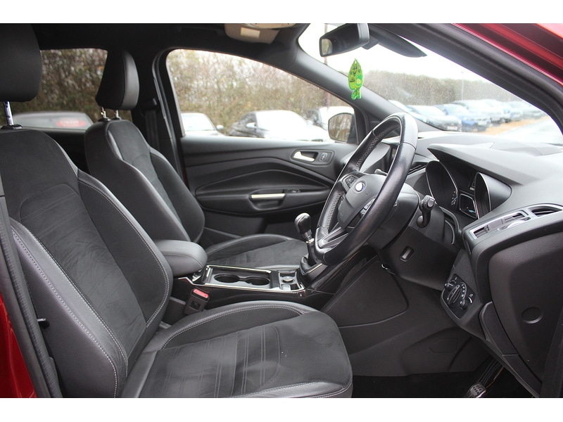 Used Ford Kuga 2017 for sale - 76962839: Photo 15