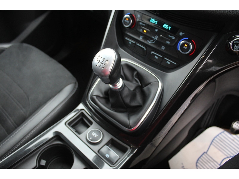 Used Ford Kuga 2017 for sale - 76962839: Photo 23