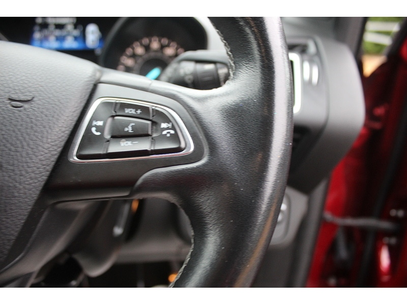 Used Ford Kuga 2017 for sale - 76962839: Photo 26