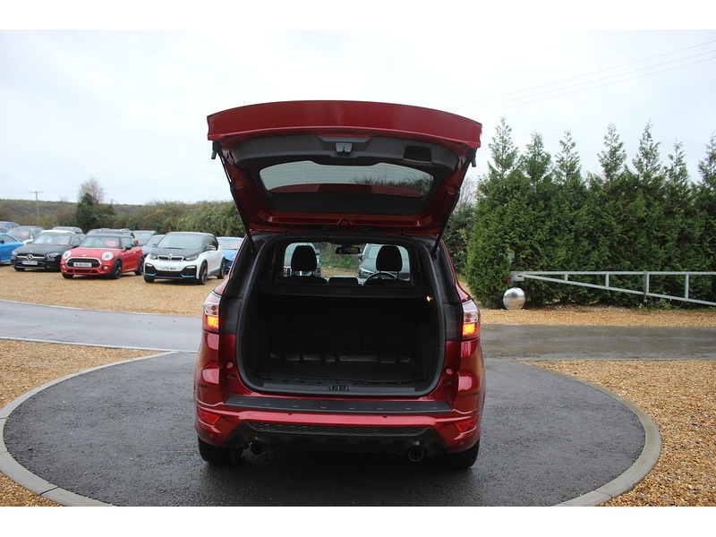 Used Ford Kuga 2017 for sale - 76962839: Photo 32