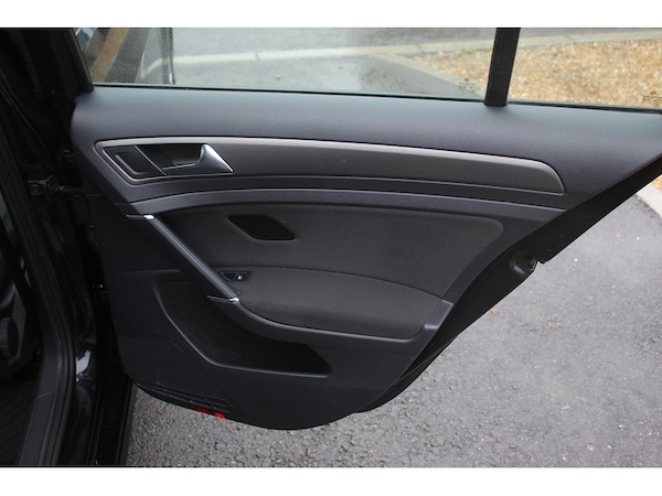 Used Volkswagen Golf 2013 for sale - 76157849: Photo 21