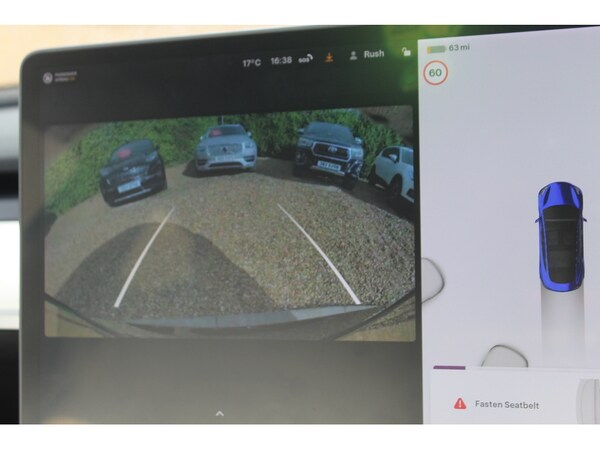 Used Tesla Model 3 2021 for sale - 75724300: Photo 22