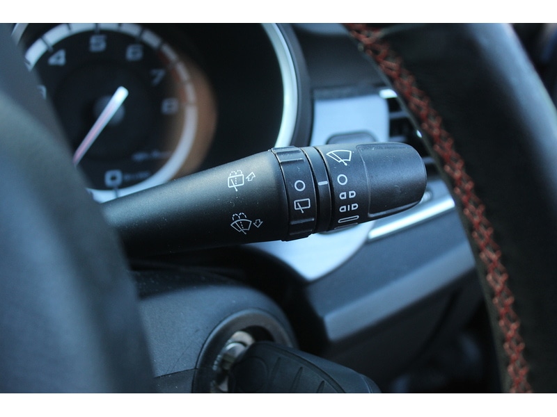 Used Alfa Romeo Giulietta 2011 for sale - 76751500: Photo 25