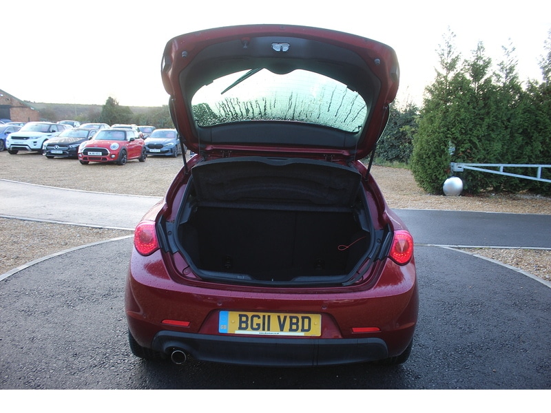 Used Alfa Romeo Giulietta 2011 for sale - 76751500: Photo 29