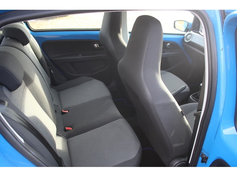 Used Volkswagen up! 2014 for sale - 76934909: Photo 15